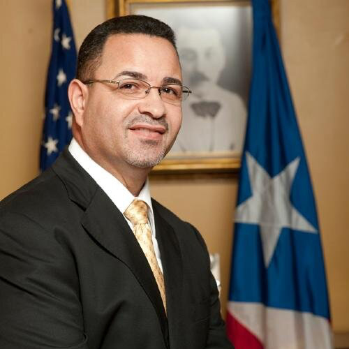 Hon. Ramón A. Hernández Torres Alcalde de Juana Diaz, Miembro